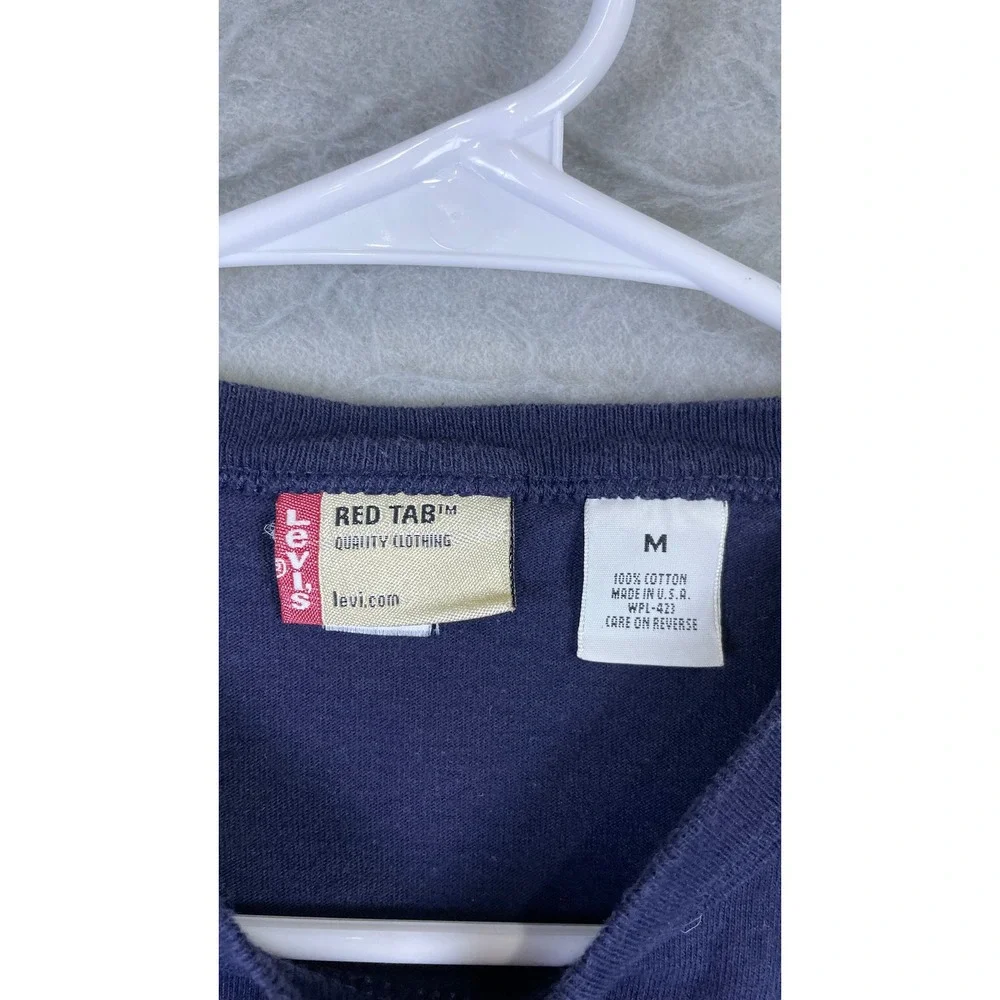 Levis Long Sleeve T-Shirt Mens Medium Blue Good Made in USA Red Tab Graphic
